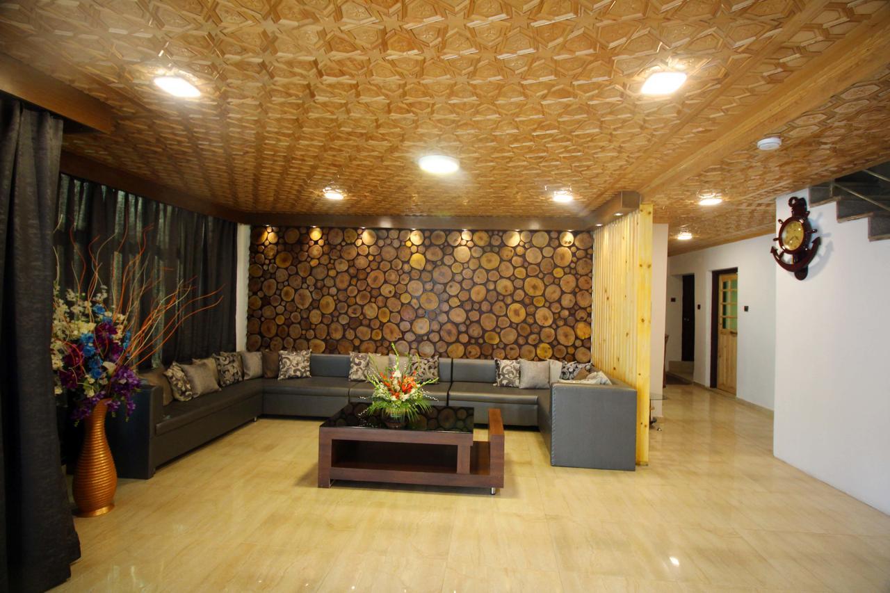 Hotel Green Leaf Srīnagar Екстериор снимка